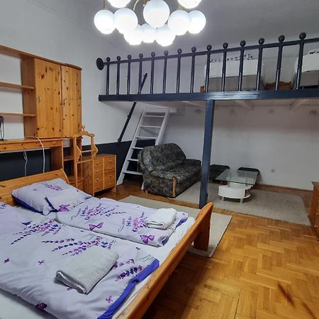 Centrum Panzio Debrecen Eksteriør billede