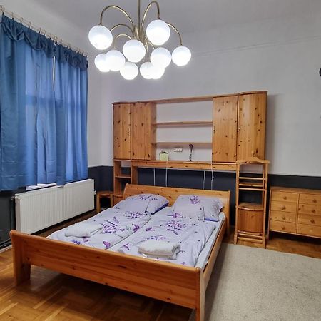 Centrum Panzio Debrecen Eksteriør billede