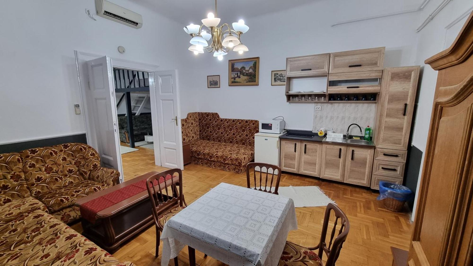 Centrum Panzio Debrecen Eksteriør billede